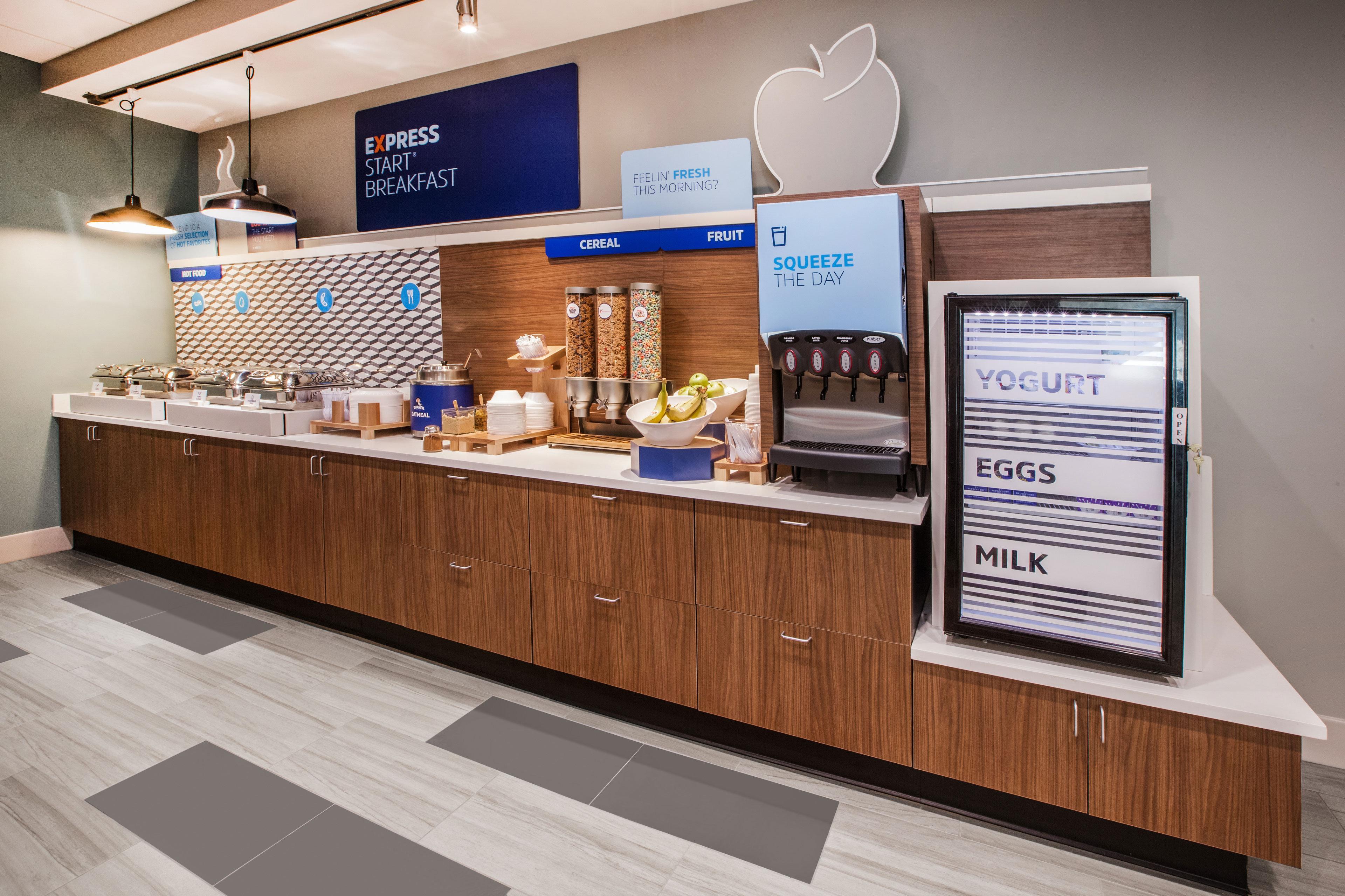 Holiday Inn Express & Suites Madison By Ihg Exteriér fotografie